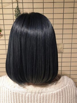 ブロッサム 北浦和店 ネイビーカラー