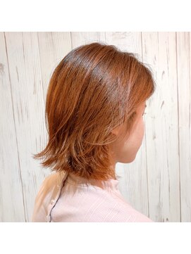 ヘブンリー(heavenly) 10代20代/オレンジベージュ/ブリーチオンカラー/外ハネボブ