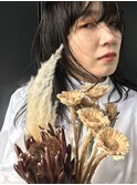 黒髪×ミディアムレイヤー