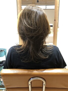 スモア(S'more) ウルフカット