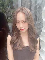 ロンド ストラーダ 心斎橋(Lond strada) セクションカラーペールベージュ