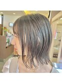 透明感抜群、切りっぱなし外ハネ style by平瀬