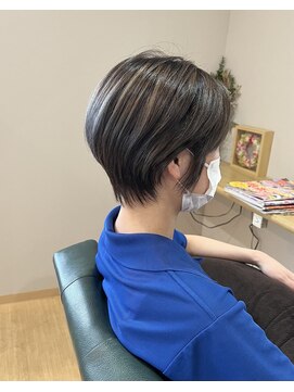 ルミエール(lumiere) えりありすっきり☆コンパクトショート