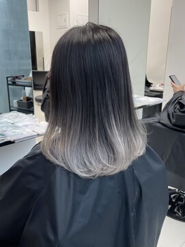 アライブ キチジョウジ(ALIVE Kichijoji) スノーホワイトグラデーションカラー