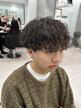 ノイズ キョウト(NOISM Kyoto) 人気No. 1波巻きパーマ