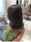 ash beige × medium