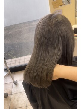 ベニ 仙台柳生店(BENI) オリーブベージュ