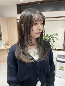 メロウ(mellow) レイヤーカット×インナーカラー