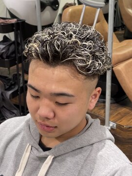 ネクストゼロ(NEXT zerO) 極道パーマ