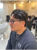 20代30代40代◎ブルーブラックセンターパートニュアンスパーマ