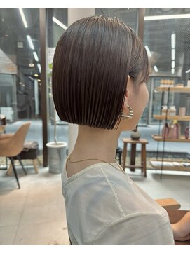 ミィ 表参道(mee.) 似合わせカット ボブヘア 縮毛矯正 ミニボブ 切りっぱなしボブ