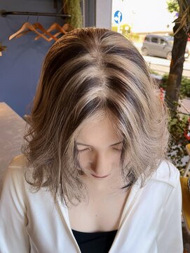 リノショアーズ 日本大通り店(RINOSHORES) "横浜日本大通り"『落ち着いた都会の色を纏う大人洗練スタイル