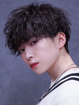 アイトーキョー 名古屋2nd(AI TOKYO) フェザーパーマ/スパイキーショート/サーフカール[名古屋駅]