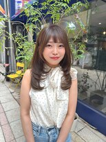 ティーヘア トナリ(t.hair tonari)&nbsp;大人可愛い巻き髪スタイル/2wayシースルーバング/髪質改善カラー