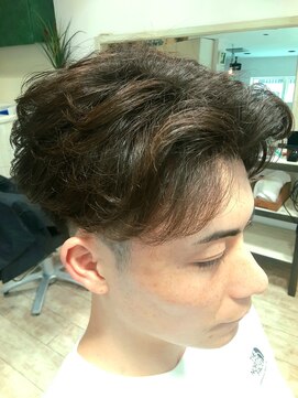 フュゼ(fusee) フェザーパーマ