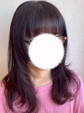 シェール(cher) 顔まわりカット/レイヤーカット/アッシュグレージュ