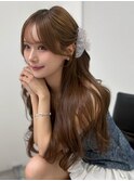 ハーフアップ ヘアアレンジ ブラウンベージュカラー 韓国ヘア