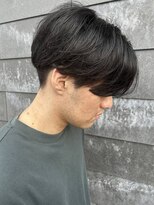 ヒュイル バイ ニアウ(Hwyl by Niau) メンズマッシュセンターパートスパイラルパーマニュアンスパーマ