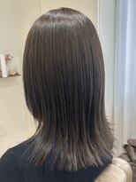エアー(Air) 透明感オリーブベージュ×ほんのりレイヤー