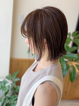 エモシオンヘアー(Emocio'n hair) 切りっぱなしショート