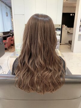 ディシェル(D'ciel) 《Ｄ’ciel工藤富生》ベージュグレー×ロングゆる巻き