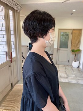 ヴィヴェンテ(VIVENTE.) ナチュラルショートパーマ