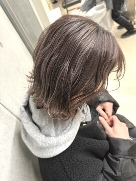 エウペ 渋谷(WEUPE) 斜めバング/グレージュカラー/デザインカラー/シルキーベージュ