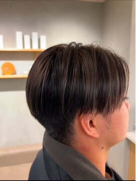 ペレ(pele) メンズ センターパート ダークハイライト