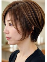 ペンシエロ(Pensiero)&nbsp;ショートボブ×明るい白髪染めミネラルカラー