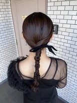 ソノ(sono) タイトヘア ポニーテール ベロアリボン 参列ヘア お呼ばれヘア