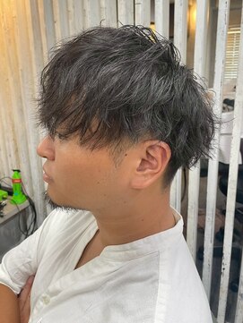 アポロ 横浜駅店(apollo) MEN’S HAIR/サーフカール/刈り上げセンターパート/ブリーチ