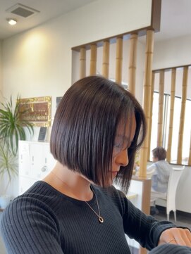 ディッセンバー 伊勢崎(December) 切りっぱなしボブ/ミニボブ/丸くないボブ/ヘーゼルベージュ