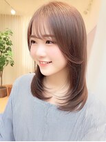 バイエイト(X8) 20代30代40代ミディアム透明感レイヤーボブ