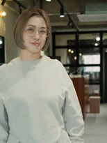 スーク(Suq.)&nbsp;ハイライト×白髪ぼかし×パールグレージュ×ボブ