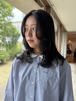ナタリー(Natalie) 地毛風暗髪カラー×レイヤーカット