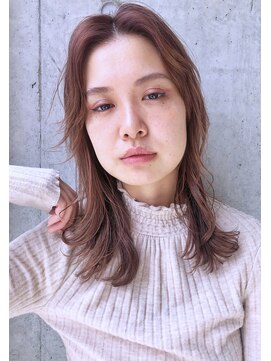 バロンフェム(baLon.fem) 【Stylist 本田愛】小顔になれる美質感ミディロングスタイル