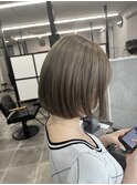 グレージュ/ブリーチ暗め