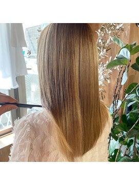 シャングリラ(shangri-la) ウルサラ★ツヤ髪 髪質改善