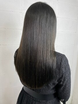 ラックスビーシュルー 亀有店(LUXBE Shuroo) 艶髪ストレート