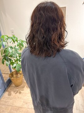 メルト 吉祥寺(melt) *高塚*ミディアムレイヤーカットくせ毛風パーマ無造作ベージュ