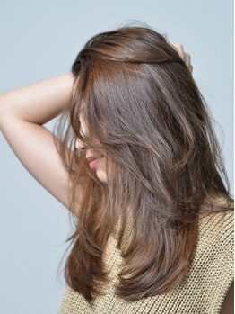 ロアーヘアー オペラオー 折尾店(RAWR hair Opera O)の写真/【10:00-21:00☆折尾駅東口3分】今までにない手触りと艶を実感！カラーやパーマとの相性も◎うるツヤに導く