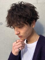 メンズマッシュウルフカットセンターパートウルフシャドウパーマ