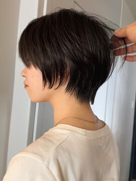 ジアン テラス(GIEN TERRASSE) ショートレイヤーショートカットくびれショート/岸本