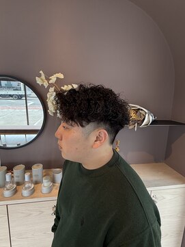 リアン(Lien.) ツイストスパイラルパーマ