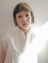 イーズ(e's) 顔まわりレイヤーボブ　〈riko〉