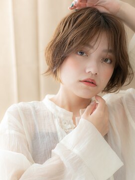 カバーヘア ブリス 戸田公園西口店(COVER HAIR bliss) 暖色系カラー抜け感フェザーショートボブ309W戸田公園20代30代