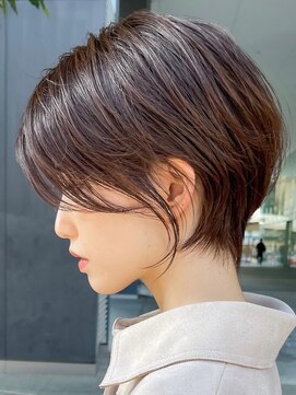 ハルキ ミナト ジャパン オオサカ(HARUKI MINATO japan OSAKA) 大人ショートヘア 40代50代60代ヘア 白髪 大阪ショートヘア 梅田