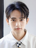 オーシャントーキョー(OCEAN TOKYO)&nbsp;韓国マッシュフェザーパーマニュアンスパーマセンターパート黒髪