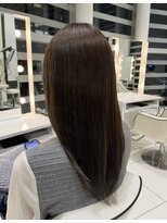 インフィス(INFIS) オリーブグレージュカラー