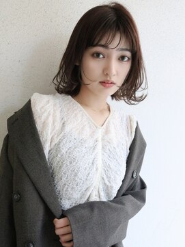 ブゾン(buZon) 【buZonブゾン】顔まわりレイヤーボブ